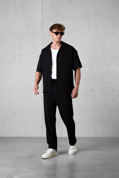 BLACK RUFFLES SHIRT