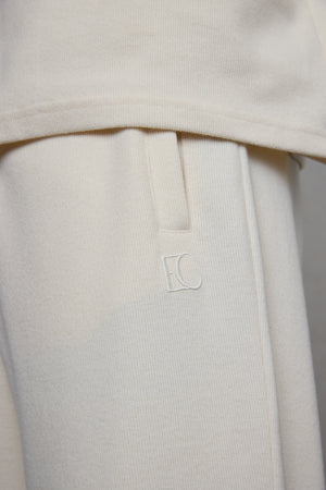 BEIGE COMFY LOOSE SWEATPANTS
