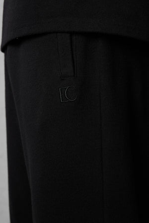 BLACK COMFY LOOSE SWEATPANTS