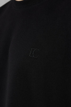 BLACK COMFY OVERSIZED SWEATER