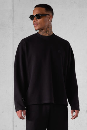 BLACK COMFY OVERSIZED SWEATER