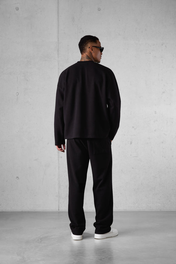 BLACK COMFY OVERSIZED SWEATER