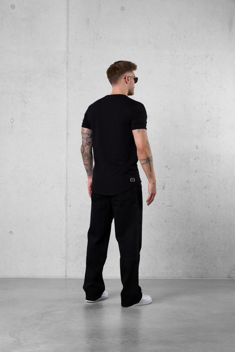 BLACK LETTERING TEE