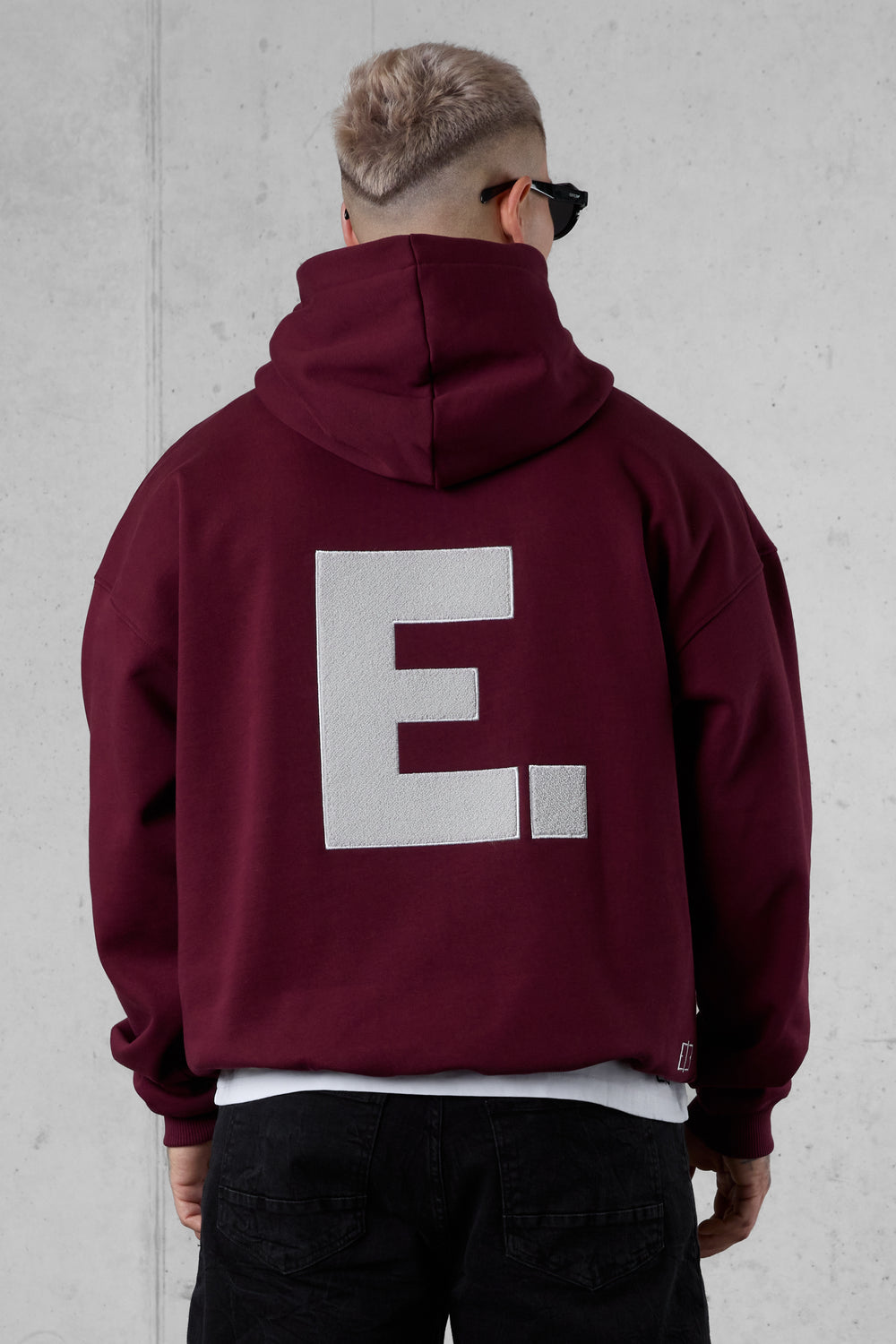 CABERNET E. STATEMENT OVERSIZED HOODIE