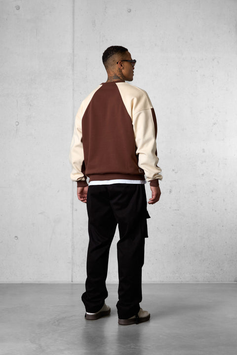 DOWNTOWNBROWN TWO TONE OVERSIZED SWEATER