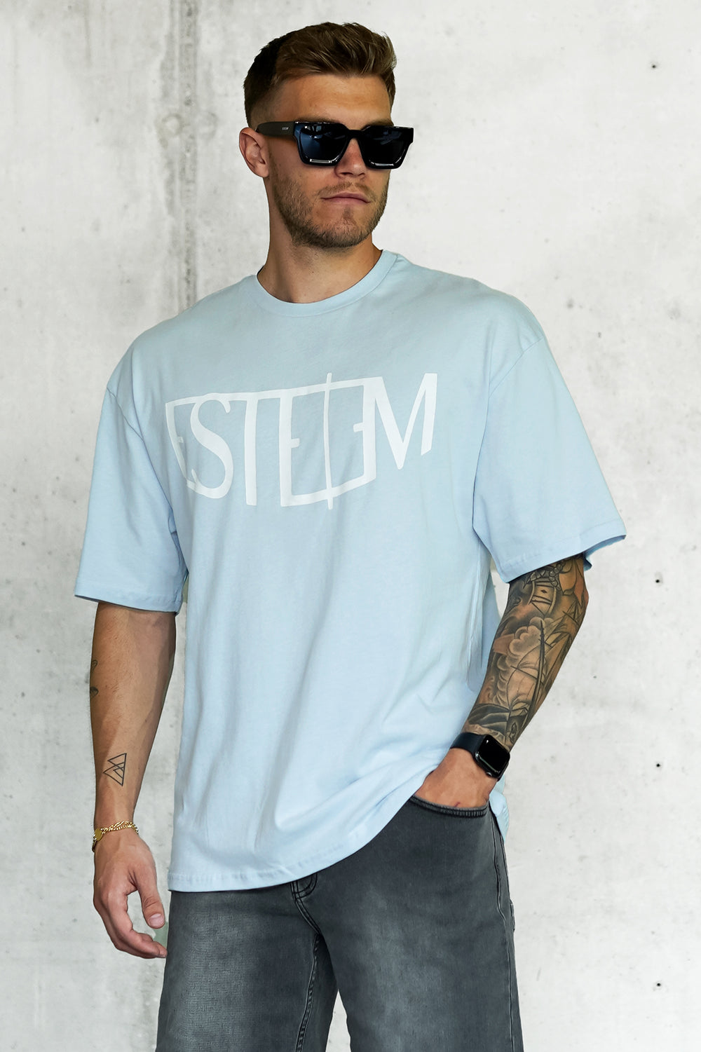 LIGHTBLUE ARC OVERSIZED TEE
